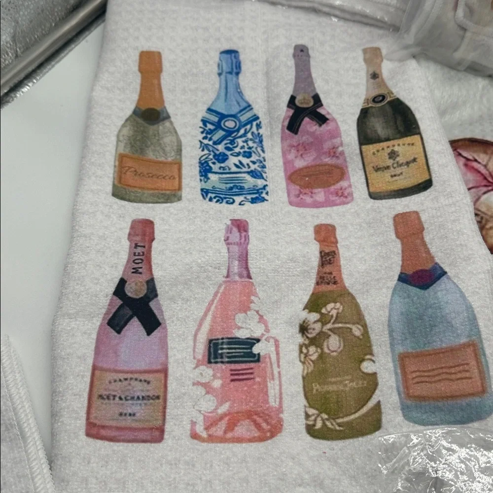 Set of Eight Pink and White Chic Hand or Dish Towels